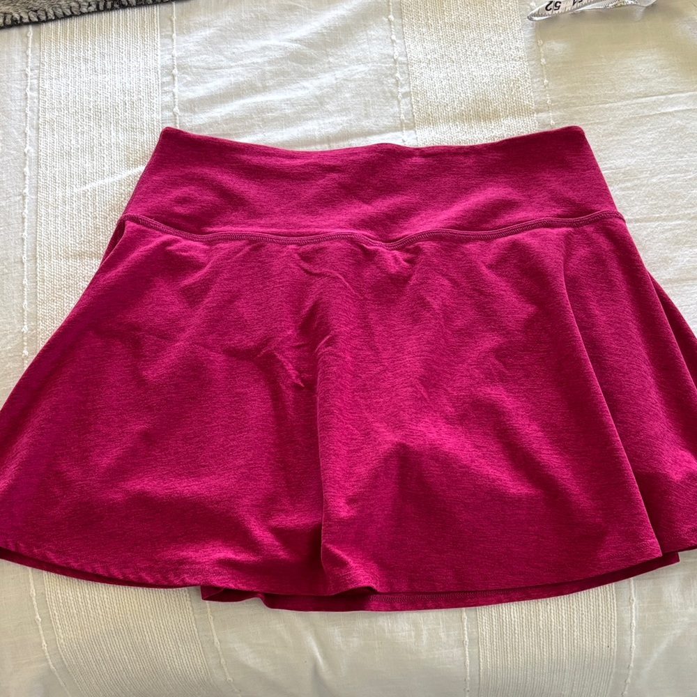 Beyond Yoga Hot Pink Performance skirt/skort